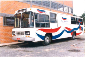 "A Arte pelo Caminho", projeto em que realizavam peças teatrais de forma itinerante nos municípios do Paraná, durante os anos de 1997 a 2008.