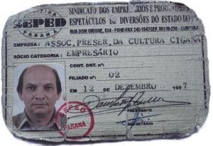 Carteira do Sindicato dos Empresários e Produtores de Espetáculos de Diversões do Estado do Paraná. 12 de Dezembro de 1997.